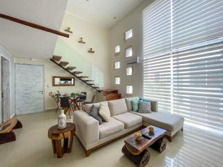Plaza Paraiso Donwtown Condos - 8