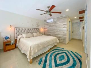 Plaza Paraiso Donwtown Condos - 4
