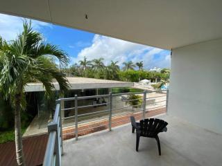 Magia Beach Side Condos - 2