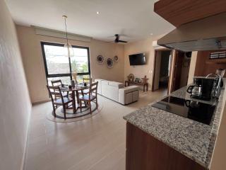 Beachside Escape W Rooftop Pool Access - 9