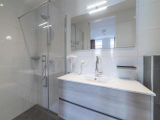 Holiday home with sauna and sun shower in Zeeland - 7