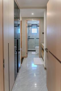Luxury 3 Bed All Ensuite Apartment at One Riverside with Pool, Gym, Sunset Balcony & Optional Car Driver - 5