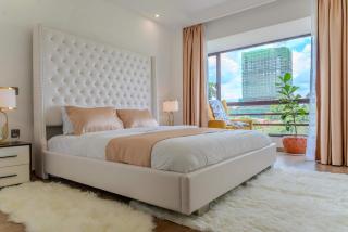 Luxury 3 Bed All Ensuite Apartment at One Riverside with Pool, Gym, Sunset Balcony & Optional Car Driver - 1