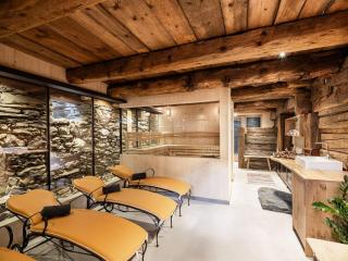 elegant apartment in a converted stable - 6