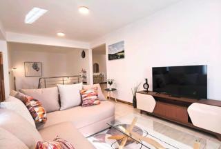 4 Bed Luxury Villa With Private Pool - 1