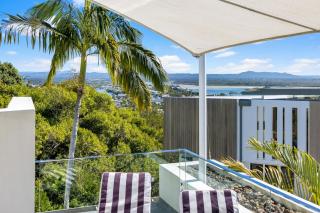 Upper Hastings Penthouse 5 - 8