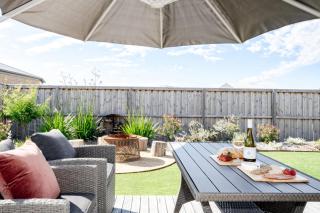 Retreat to the Coast - Sleeps 6 - 0