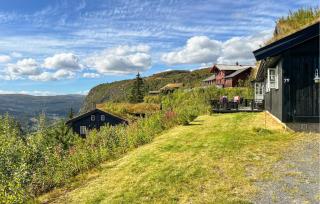 4 Bedroom Gorgeous Home In Reinli - 3