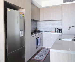 Luxury Casino Apartment in Broadbeach Island - 2