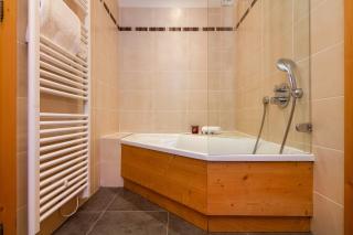 Apt Arsene2 Mont Blanc view for 5 next to ski - Happy Rentals - 2