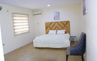 4 Bedroom Rennyshouse Apartment in Lagos - 8