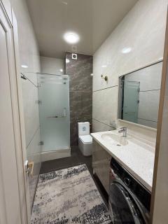 Modern 2-Bedroom Apartment Fully Equipped - 2