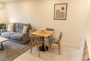 Stylish Two Bedroom Townhouse Near Lower Hutt - 5