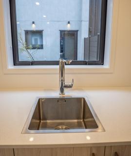 Stylish Two Bedroom Townhouse Near Lower Hutt - 1