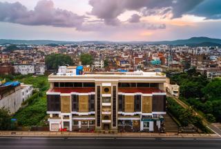 Tripli Regalia Dayal Tower - 2