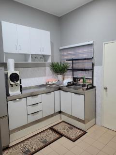 Izzat Homestay - 5