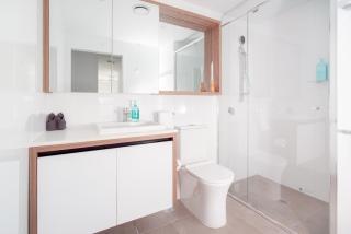 Prestige 2BR Broadbeach Oasis, Pet Friendly - 6