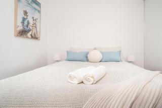 Prestige 2BR Broadbeach Oasis, Pet Friendly - 2