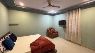 FabHotels Hampton Grove - 3