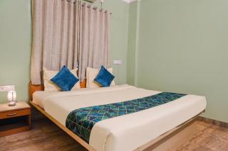 FabHotels Highcrest - 6