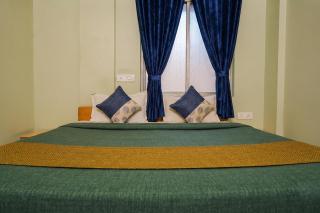 FabHotels Highcrest - 5