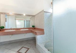 Unit 9 Viewcrest 3 Bedroom 24 Viewland Drive - 3