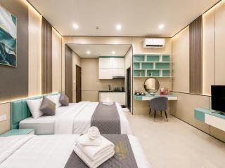 Golden Sun 3 Hotel Apartments - 3