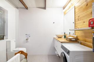 Rainforest Studio Cottage with Pool Access and 15 Min Beach - 4