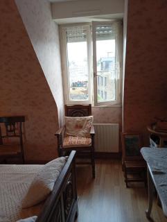 Chambre dans bourgade tranquille - 8
