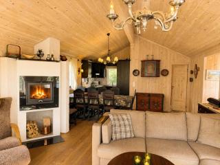 Family-Friendly Cabin With Stunning Outdoor Access - 6