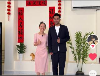 巴格达中国红酒店 - 2