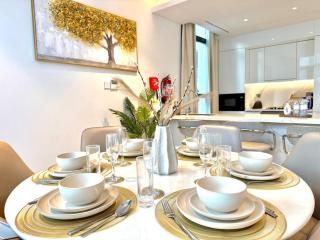 Holiday Homes, Entire 4BR Villa with Pool & Beach Access - 8