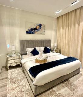 Holiday Homes, Entire 4BR Villa with Pool & Beach Access - 3