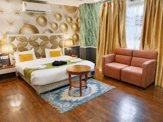 Royal Saffron by Stay Pattern - City Center - 8