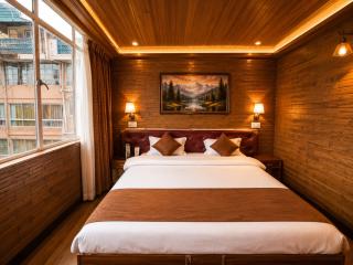 Hotel The Apsara In Darjeeling - 2