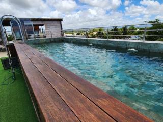 Pereybère, Luxury Penthouse - Private Roof Top Pool & Ocean View - 9