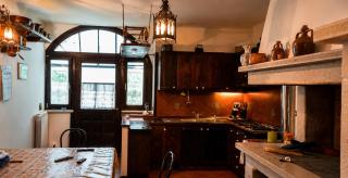 Scenic Holiday Home in Fematre di Visso Sibillini Mountains - 2