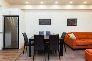 One-BDR Luxury apartment - 4