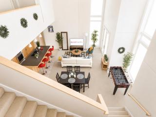 Stunning CozySuites on Mass with Parking - 7
