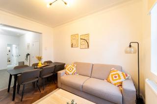 Spacious Apartments by Antwerp Central Station - 8