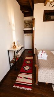 Timo's Guest House - 6