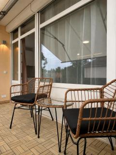 Langzeitaufenthalt Apartment Biberach, großer Balkon, 65 Zoll TV - 3