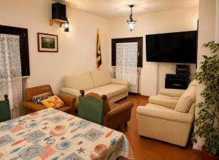 Scenic Holiday Home in Fematre di Visso Sibillini Mountains - 5