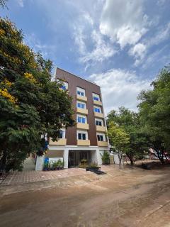 Suites 16 - Financial District, Hyderabad - 8