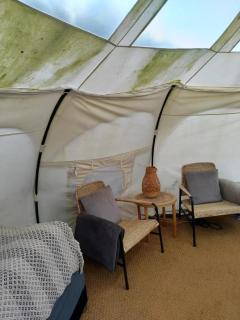 Ældre Glamping Telt Med Vildmarksbad På En Bondegård - 4