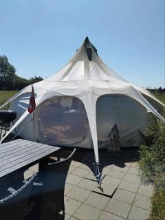 Ældre Glamping Telt Med Vildmarksbad På En Bondegård - 2