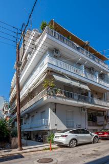 Mazi Rooms Charilaou 2,0 - 5