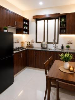 Veloria Stays 2BHK Family luxury Appartment - 3