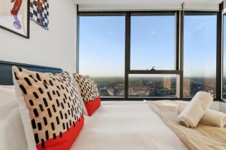 Resort Style Melbourne Stay Near Queen Vic Market - 0