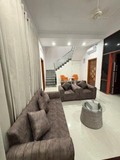 Serene PoolVilla Near Udaipurs Scenic Countryside - 0